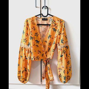 Wrap Style Balloon Sleeve Crop Top